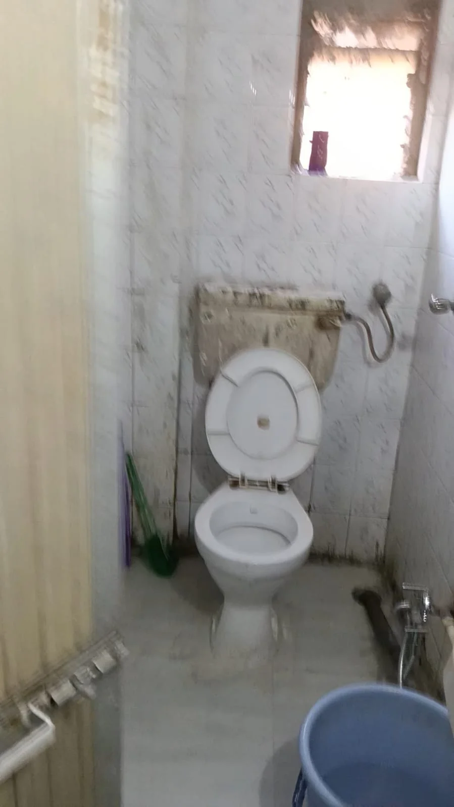 Affordable Triple Sharing Furnished Room in Nerul Wes