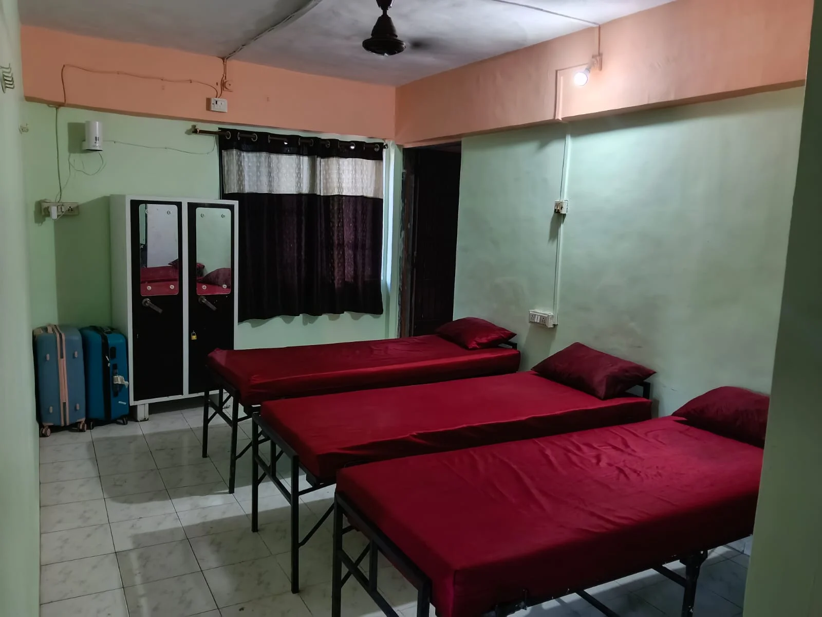 Room photo 2